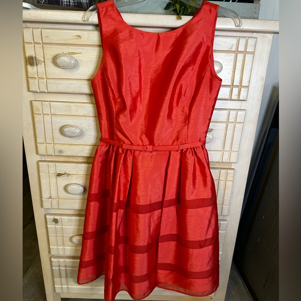 Taylor Red Cocktail Dress | Size 4